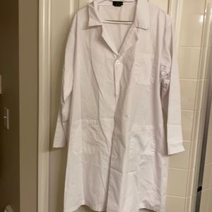 Natural uniforms sz 2x white lab coat